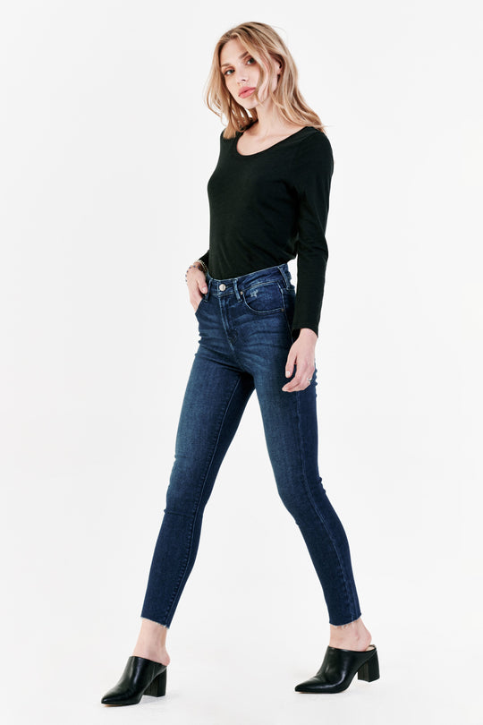 image of a female model wearing a  JEANS