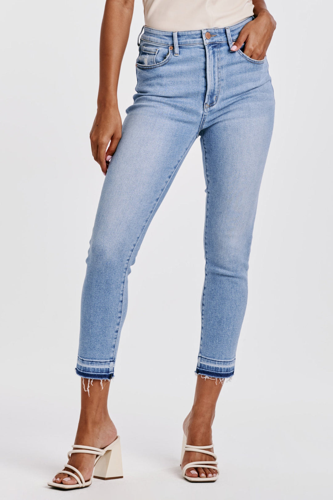 stella-super-high-rise-cropped-slim-straight-jeans-east-bay