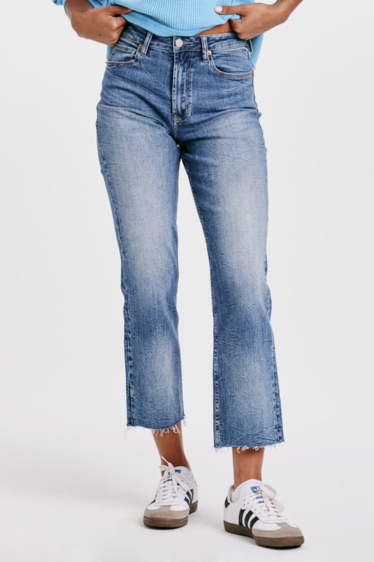 90s-super-high-rise-ankle-straight-jeans-mozzie