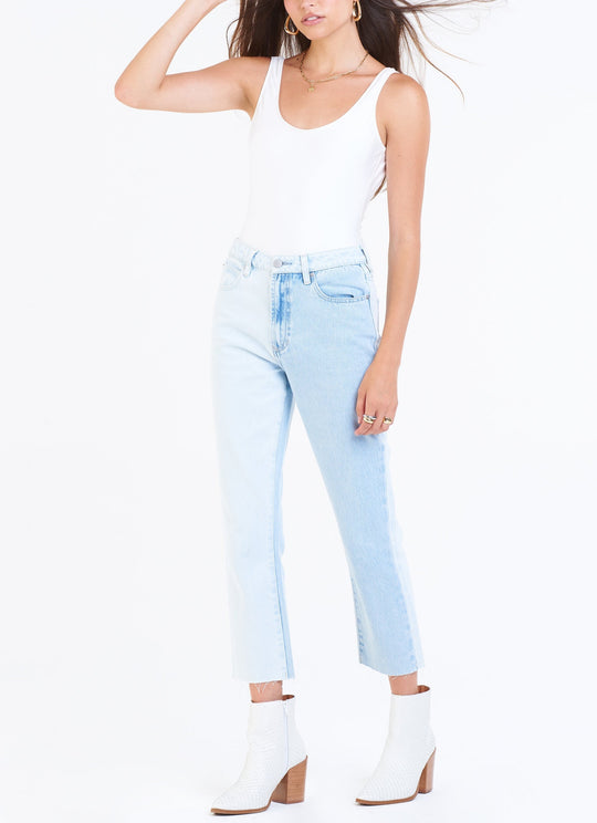 image of a female model wearing a FRANKIE HIGH RISE CROPPED STRAIGHT JEANS CRESCENT | DEAR JOHN DENIM JEANS