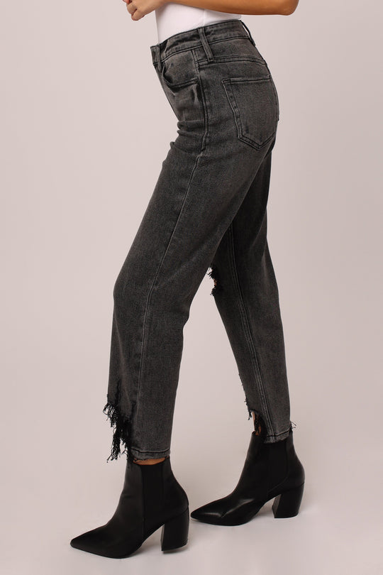 image of a female model wearing a JODI SUPER HIGH RISE CROPPED STRAIGHT JEANS VINTAGE BLACK DEAR JOHN DENIM 