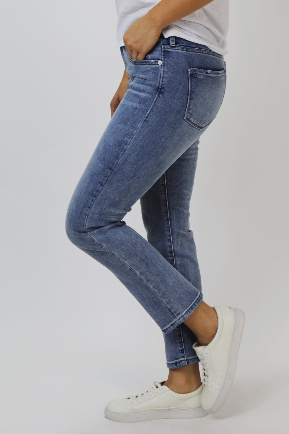 image of a female model wearing a BLAIRE HIGH RISE ANKLE SLIM STRAIGHT JEANS URBAN BAY JEANS