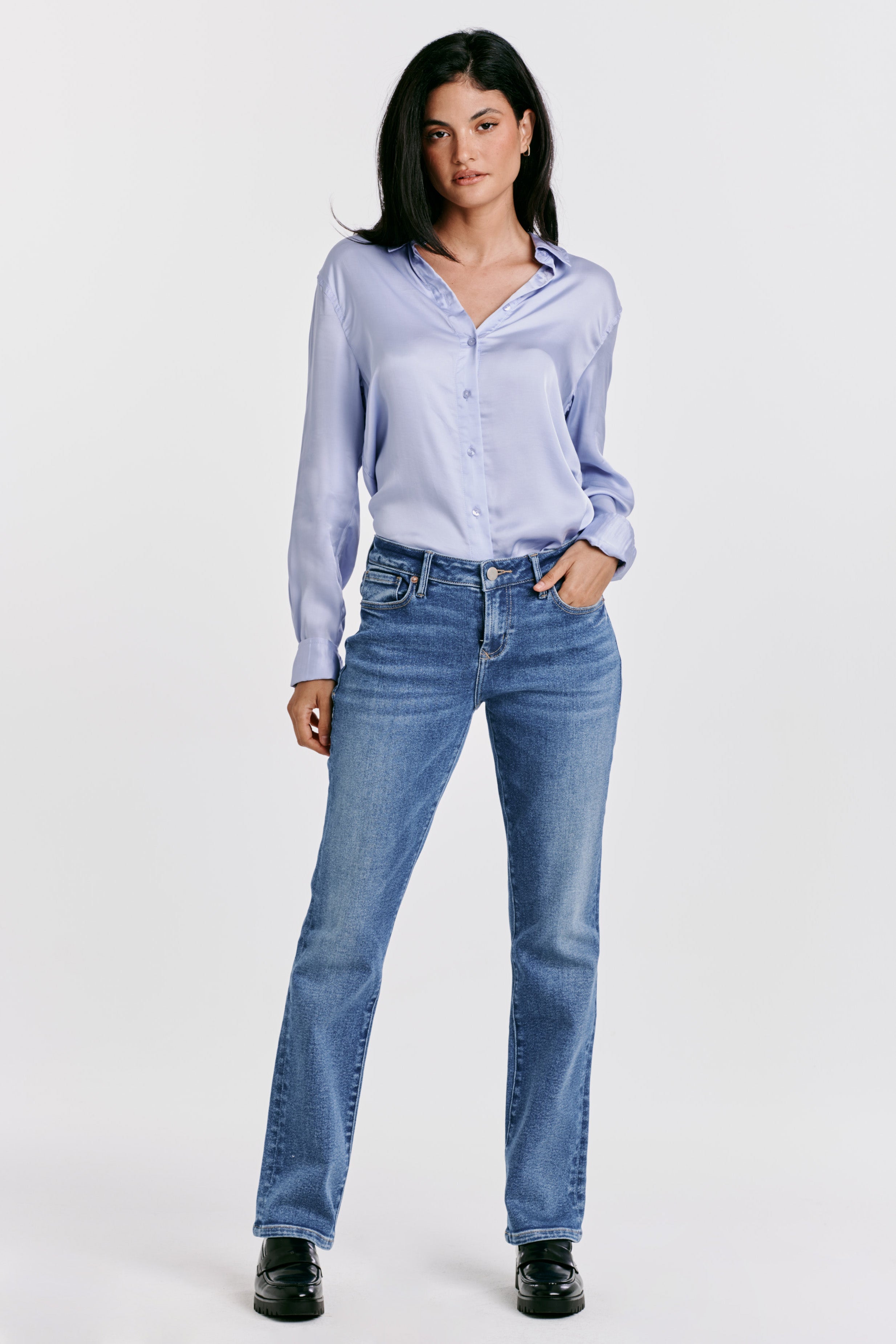 playback-mid-rise-slim-straight-jeans-kavala