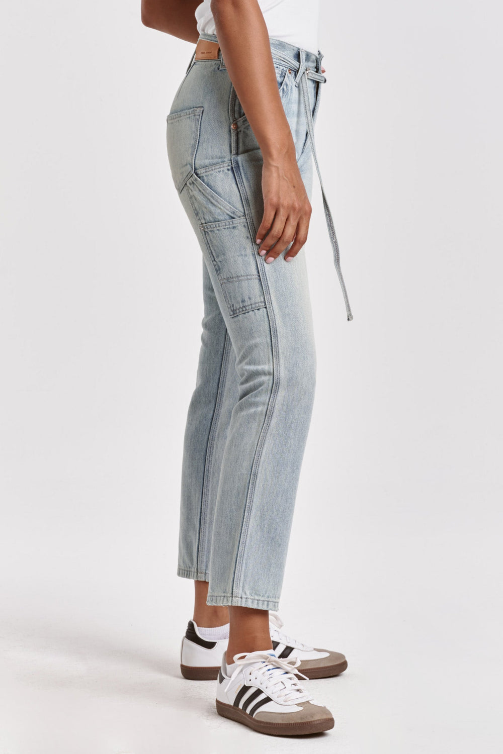yvette-super-high-rise-ankle-straight-cargo-jeans-cantwell