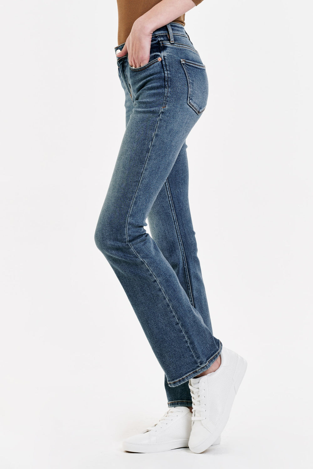 image of a female model wearing a JAXTYN HIGH RISE BOOTCUT JEANS SILVERDALE JEANS