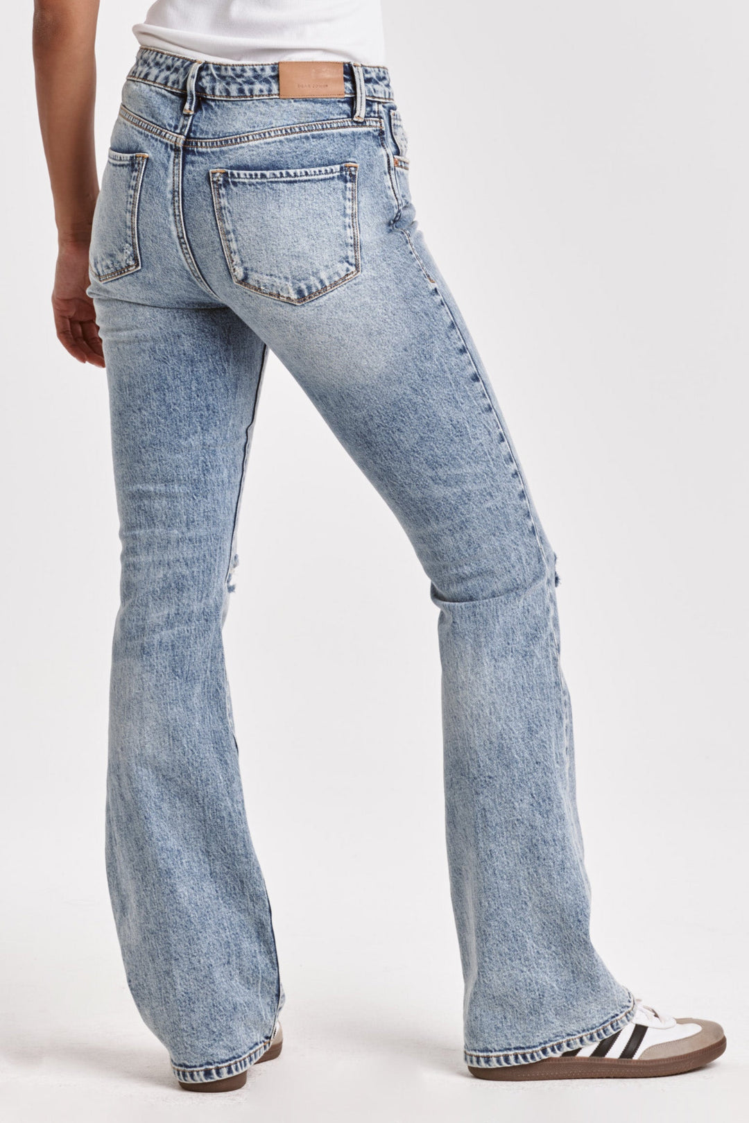 jaxtyn-high-rise-bootcut-jeans-lena