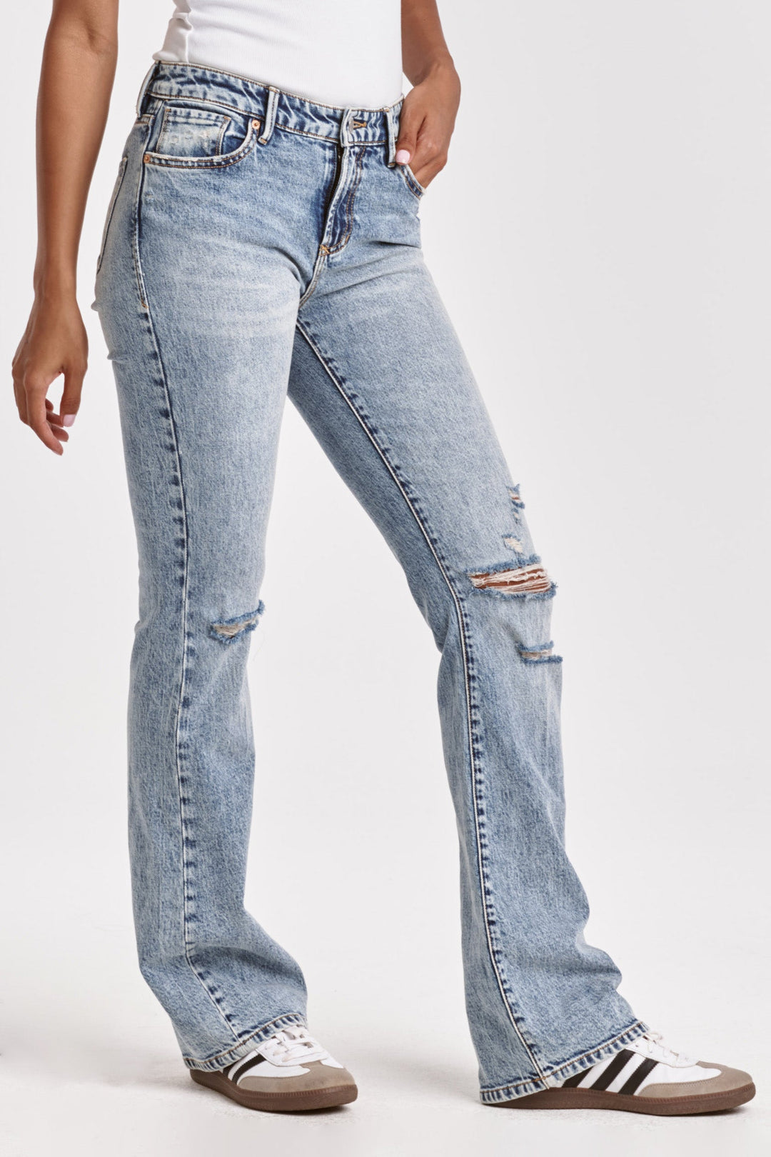 jaxtyn-high-rise-bootcut-jeans-lena