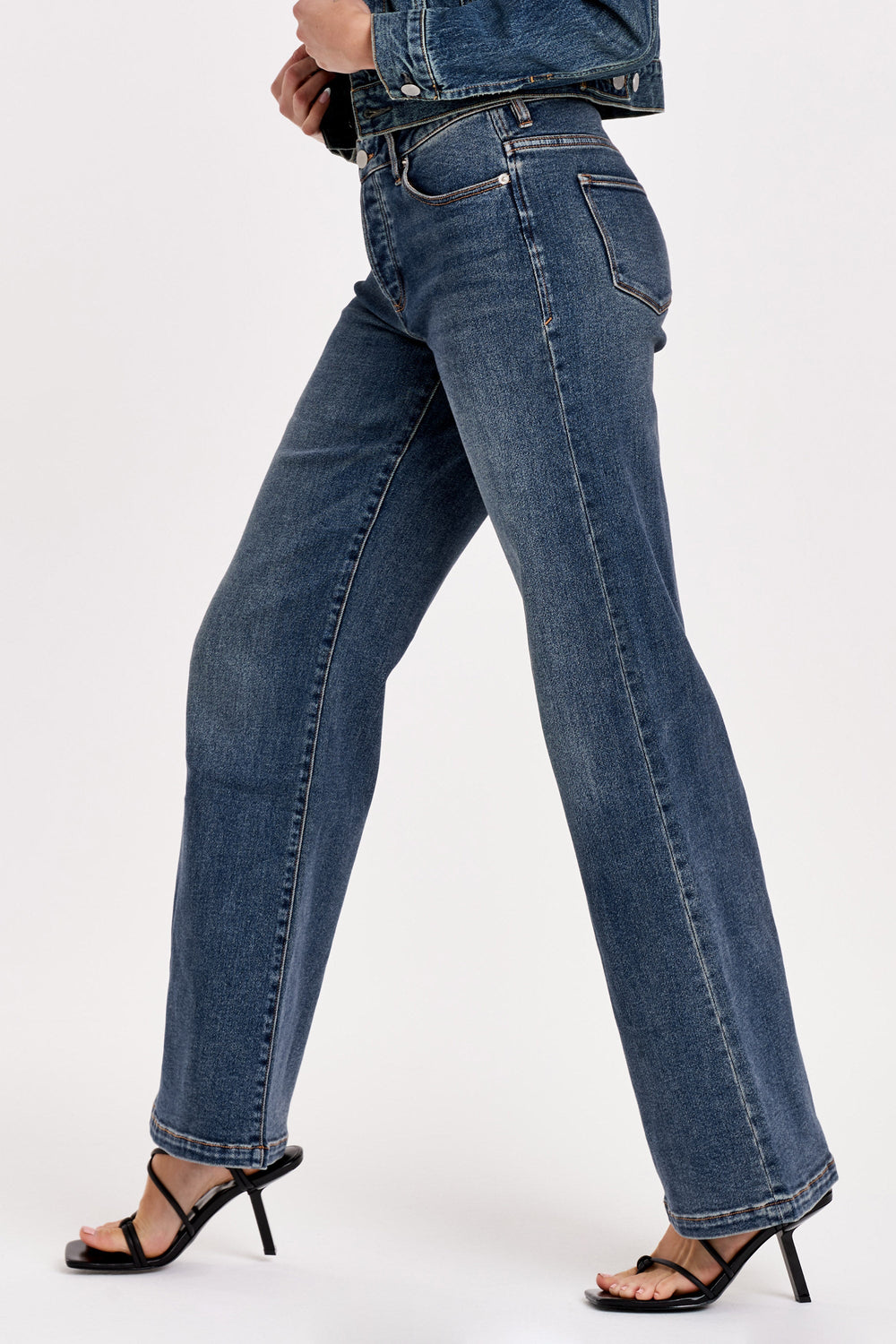 farrah-super-high-rise-wide-leg-jeans-velour