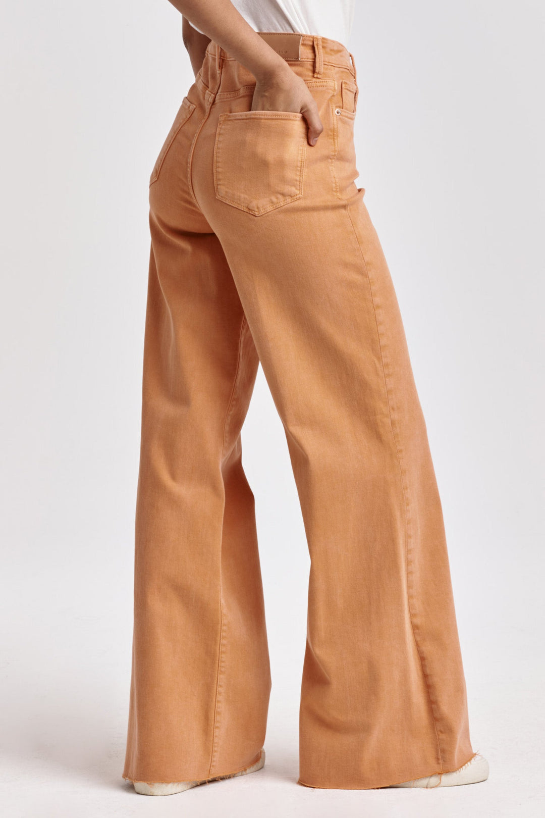 fiona-mid-super-high-rise-wide-leg-jeans-apricot-crush