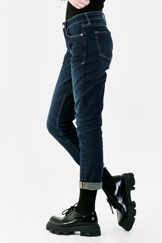 image of a female model wearing a AIDEN HIGH RISE GIRLFRIEND JEANS AVONDALE DEAR JOHN DENIM 