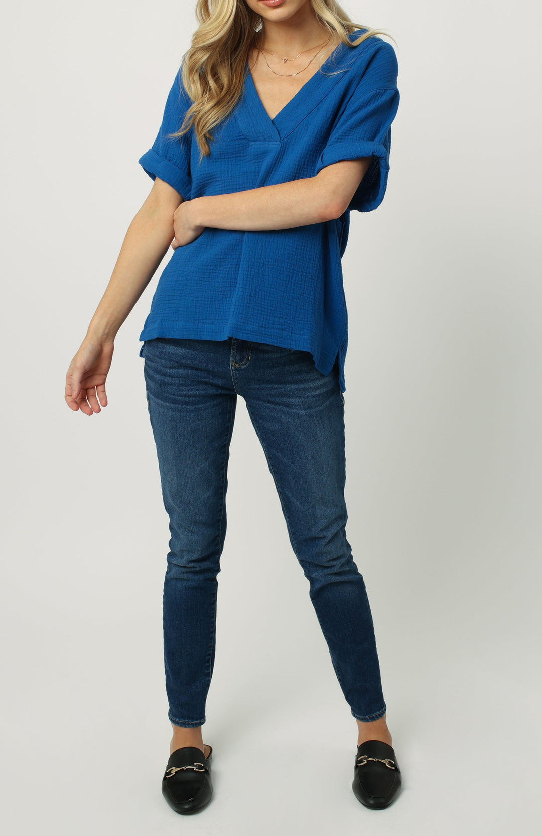image of a female model wearing a JAILEE SHORT SLEEVE V-NECK TOP LAPIS BLUE DEAR JOHN DENIM 