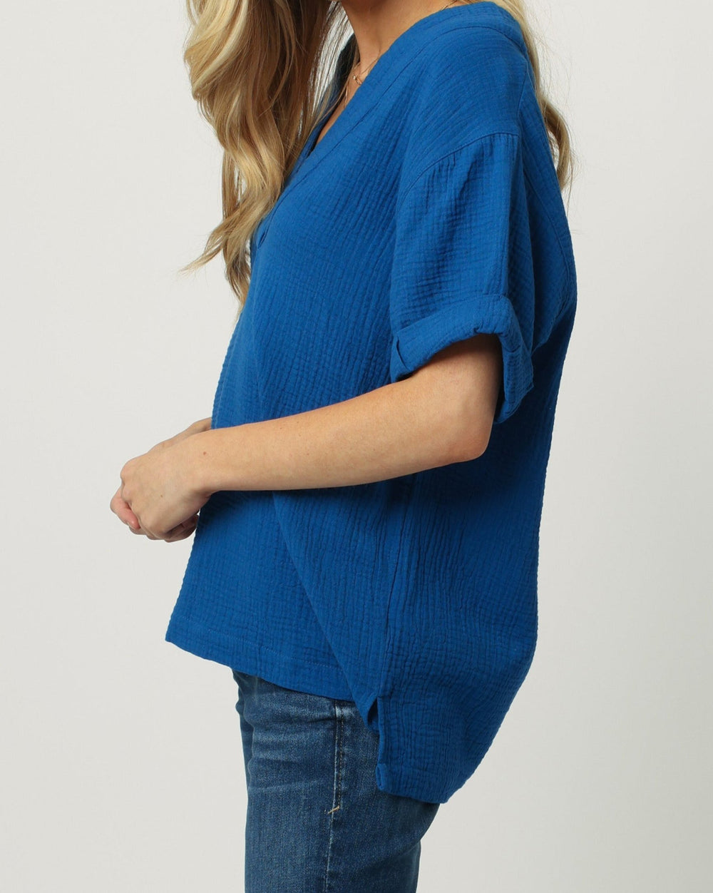 image of a female model wearing a JAILEE SHORT SLEEVE V-NECK TOP LAPIS BLUE DEAR JOHN DENIM 