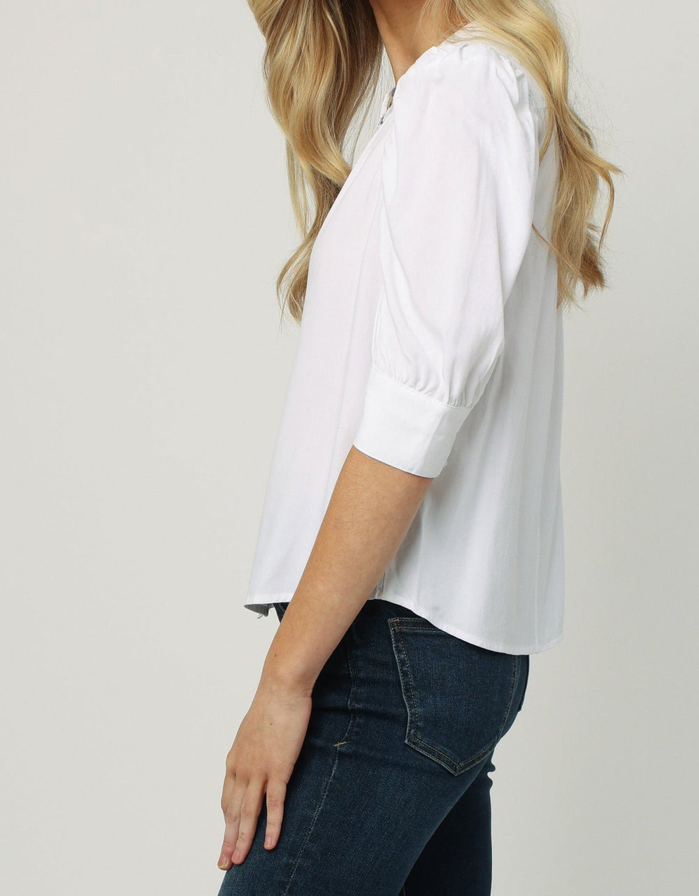 image of a female model wearing a ROWAN SHORT SLEEVE SHIRT WHITE DEAR JOHN DENIM 