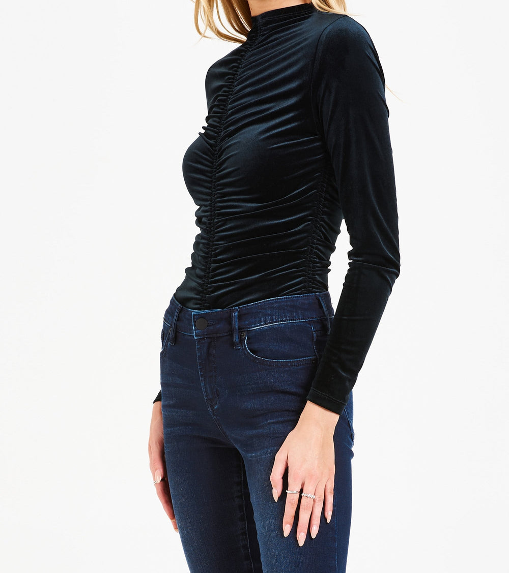 image of a female model wearing a CECE RUCHED TOP DARK MISTLETOE DEAR JOHN DENIM 