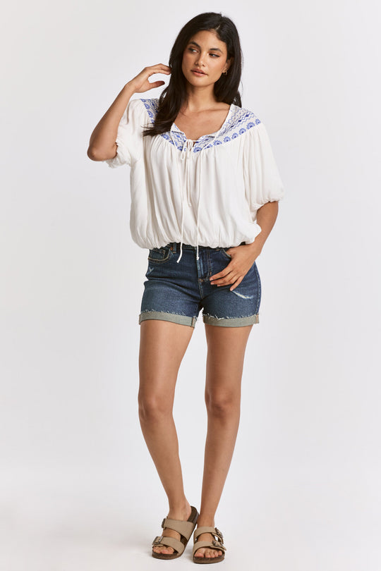 manera-embroidery-insert-top-white