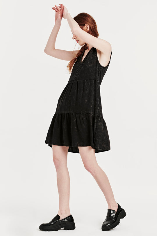 image of a female model wearing a HELENA SLEEVELESS DRESS BLACK MINERAL DEAR JOHN DENIM 