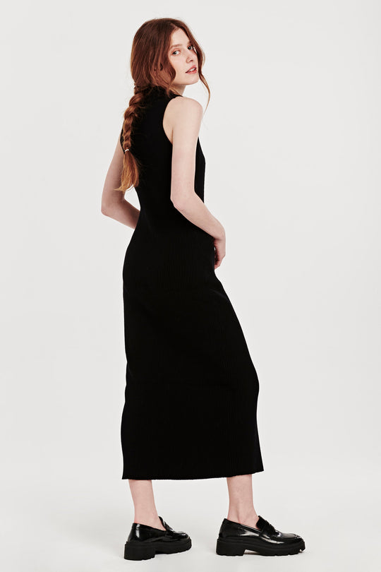 image of a female model wearing a JACKY BUTTON FRONT DRESS BLACK DEAR JOHN DENIM 