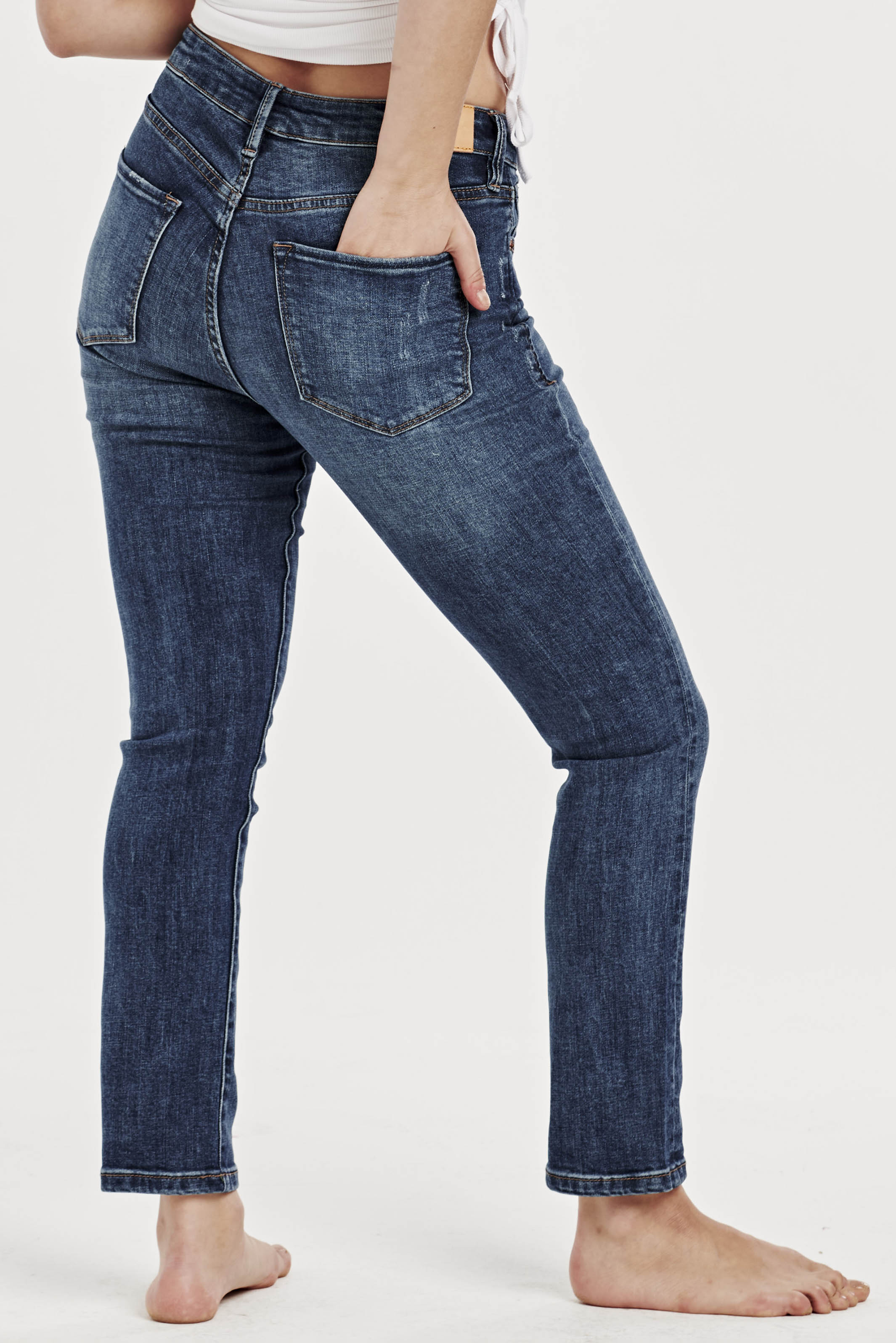 Dear John Blaire Highrise Slim Straight Beyond (24) at Amazon Women's Jeans  store